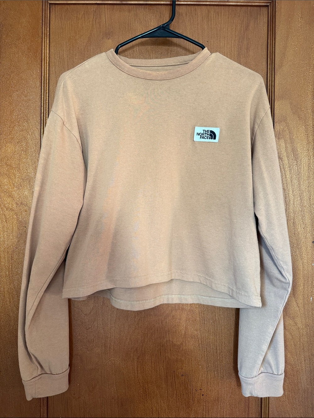 The North Face Women's Cropped Crewneck Long Sleeve Shirt — Beige/Tan